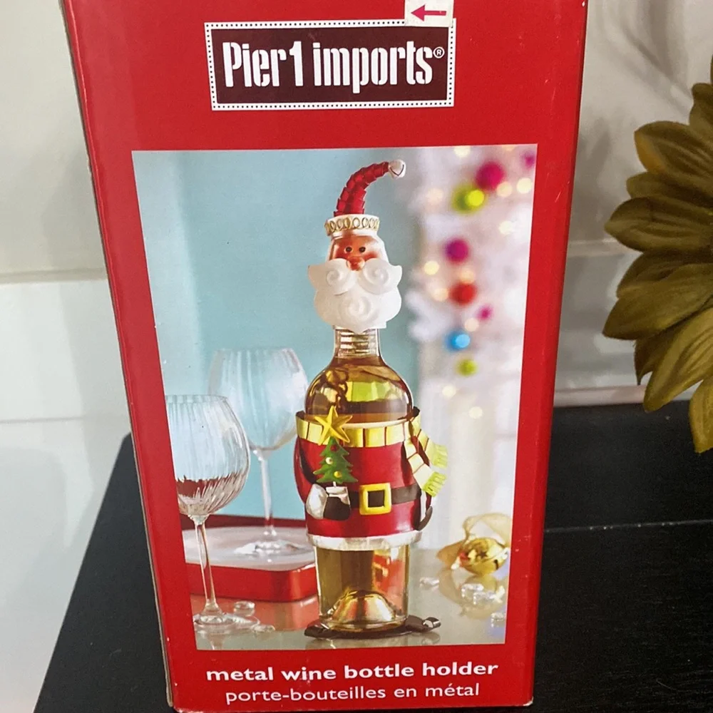 New Pier 1 Metal Santa Wine Bottle Holder Caddy Figurine Holding Tree